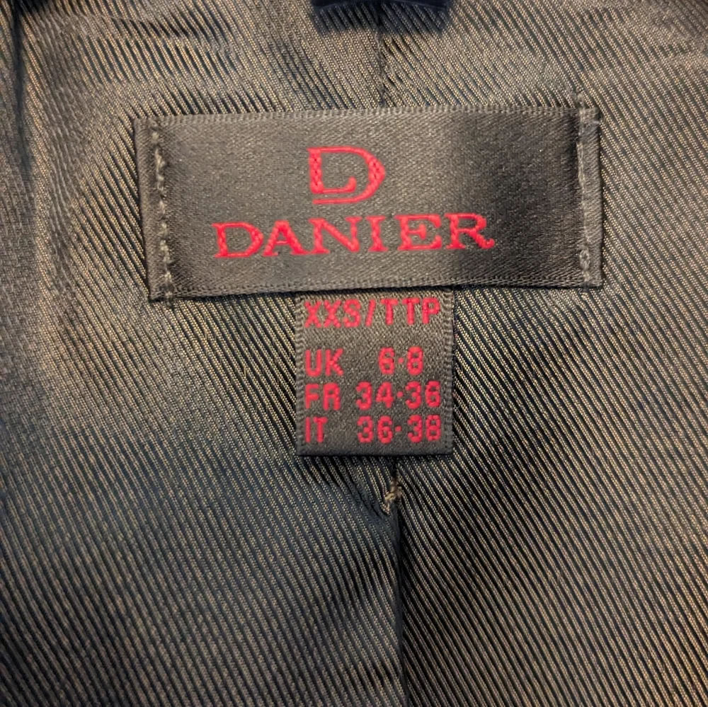 Danier Soft Distressed Leather Jacket - Picture 5 of 11